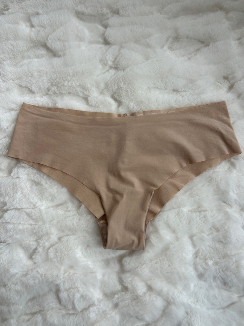 PINK Victoria's Secret No Show Low Rise Cheekster Panty M
